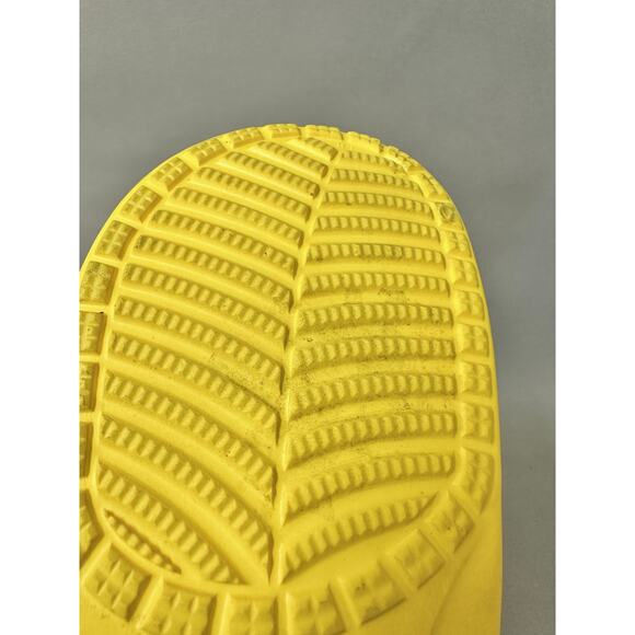 Crocs Classic Wu-Tang Slide Sandals in Yellow/Black Mens Size 5 Womens 7 - Picture 7 of 14
